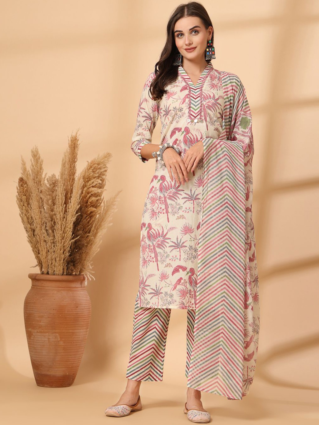 Shangri LA MS Designs Women Ethnic Motifs Printed Regular Mirror Work Pure Cotton Kurta with Palazzos & With, Beige
Shangri LA MS Designs Women Ethnic Motifs Printed Regular Mirror Work Pure Cotton Kurta with Palazzos & With, Beige