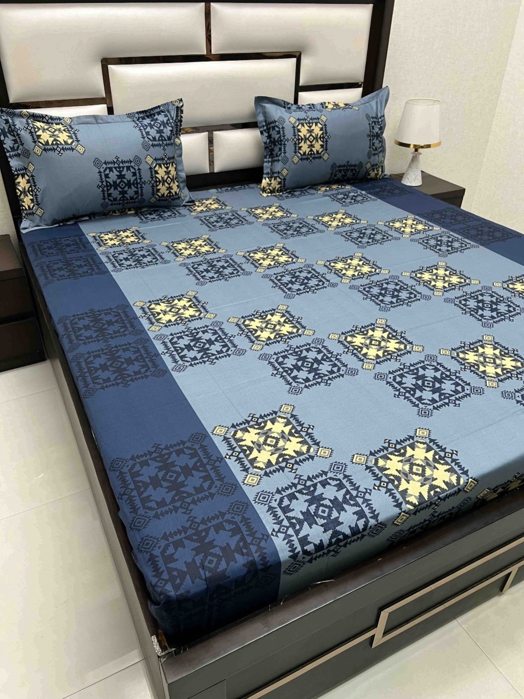 Pure Decor Passion Fur Blue Printed 240 TC Pure Cotton Queen Bedsheet Set 2.26 m x 2.56 m
Pure Decor Passion Fur Blue Printed 240 TC Pure Cotton Queen Bedsheet Set 2.26 m x 2.56 m