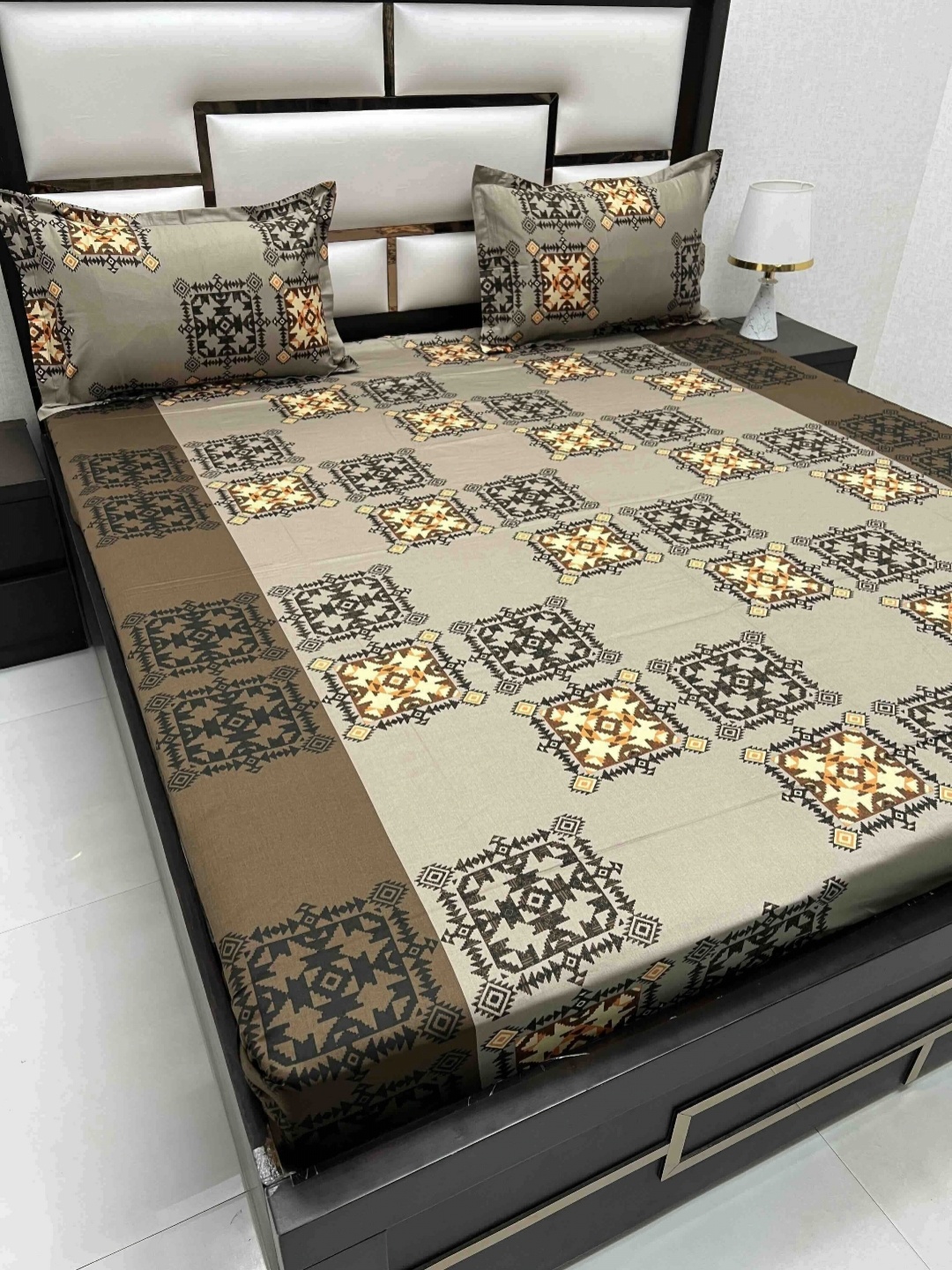 Pure Decor Passion Fur Brown Printed 220 TC Pure Cotton Queen Bedsheet Set 2.26 m x 2.54 m
Pure Decor Passion Fur Brown Printed 220 TC Pure Cotton Queen Bedsheet Set 2.26 m x 2.54 m