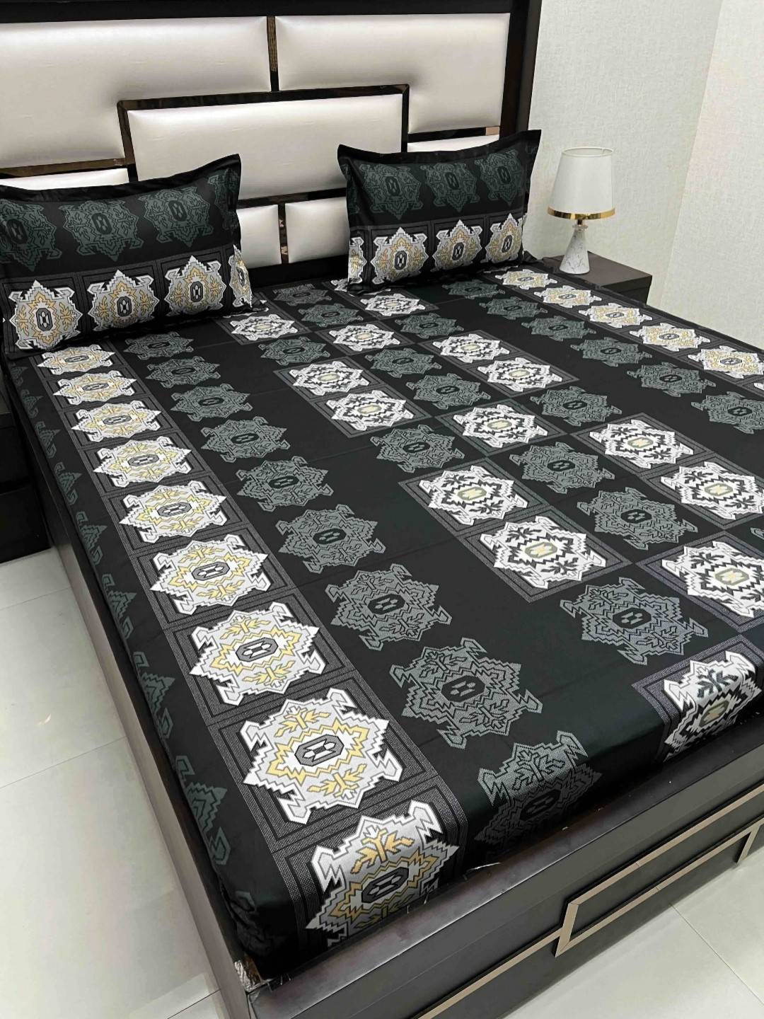 Pure Decor Passion Fur Black Printed 250 TC Pure Cotton Queen Bedsheet Set 2.26 m x 2.57m
Pure Decor Passion Fur Black Printed 250 TC Pure Cotton Queen Bedsheet Set 2.26 m x 2.57m