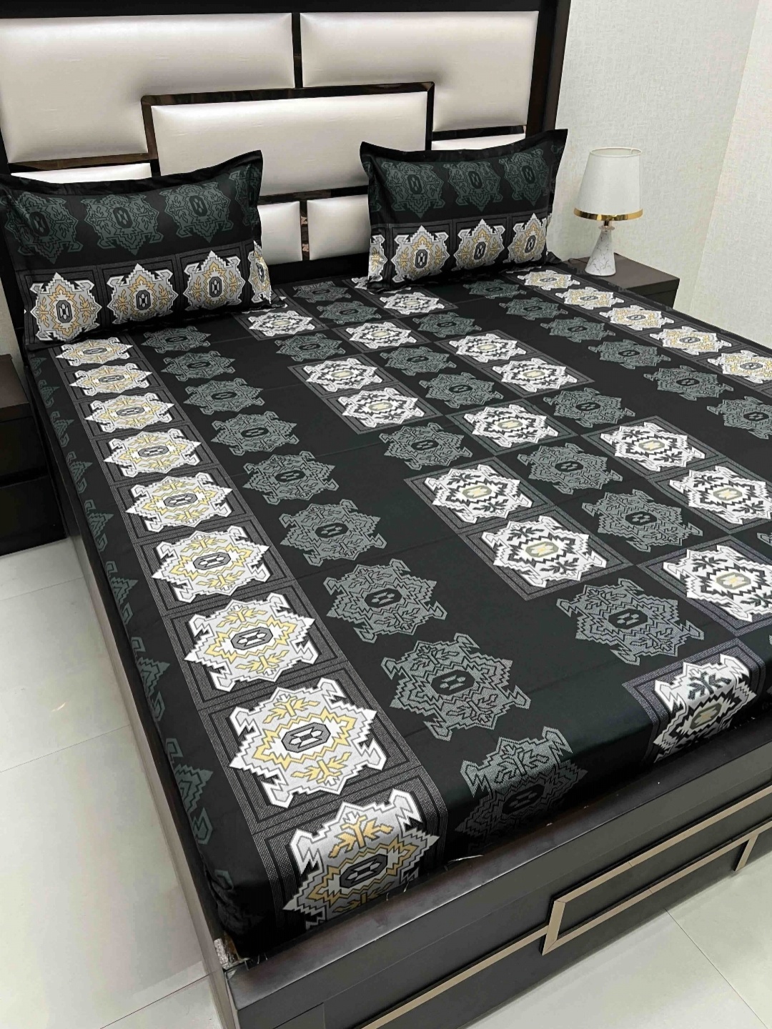 Pure Decor Passion Fur Black Printed 230 TC Pure Cotton Queen Bedsheet Set 2.26 m x 2.55m
Pure Decor Passion Fur Black Printed 230 TC Pure Cotton Queen Bedsheet Set 2.26 m x 2.55m