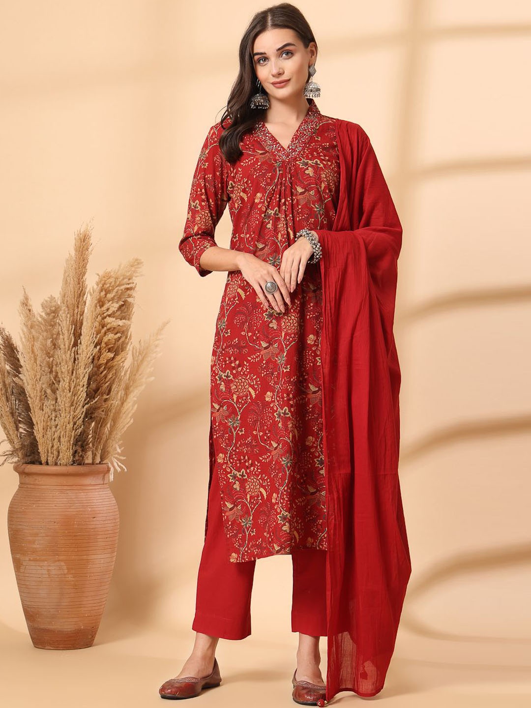 Shangri LA MS Designs Women Printed Regular Pure Cotton Kurta with Trousers & With Dupatta, Red
Shangri LA MS Designs Women Printed Regular Pure Cotton Kurta with Trousers & With Dupatta, Red