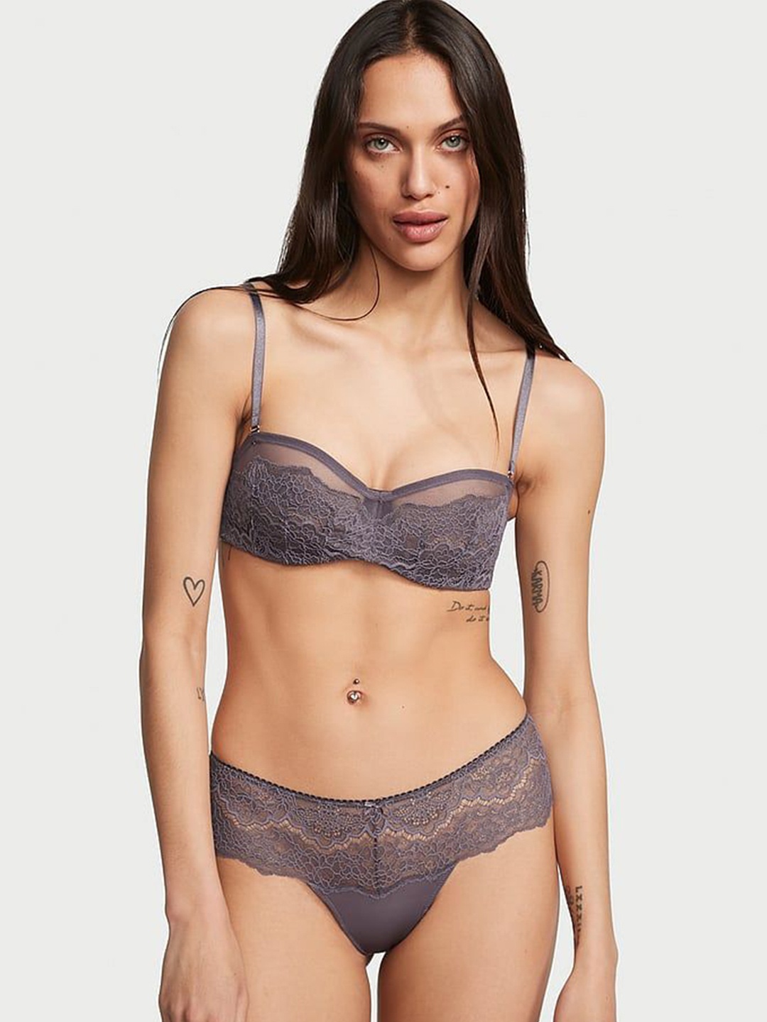 Victoria's Secret Dream Angels Lace Low-Rise Seamless Thong Briefn1120758796B7, Grey
Victoria's Secret Dream Angels Lace Low-Rise Seamless Thong Briefn1120758796B7, Grey