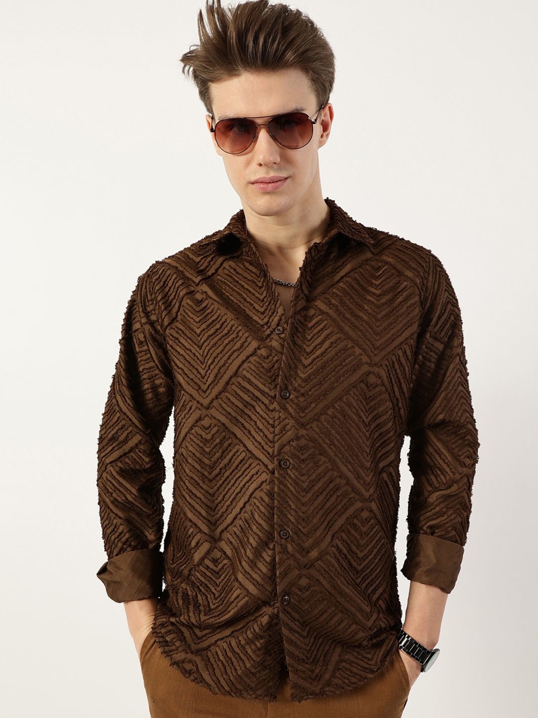 Thomas Scott Men Premium Spread Collar Textured Solid Slim Fit Casual Shirt, Brown
Thomas Scott Men Premium Spread Collar Textured Solid Slim Fit Casual Shirt, Brown