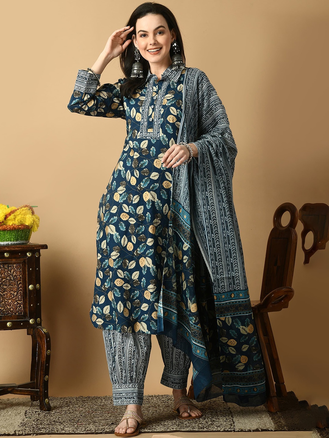 AVYCO Women Floral Printed Regular Pure Cotton Kurta with Trousers & With Dupatta, Navy blue
AVYCO Women Floral Printed Regular Pure Cotton Kurta with Trousers & With Dupatta, Navy blue