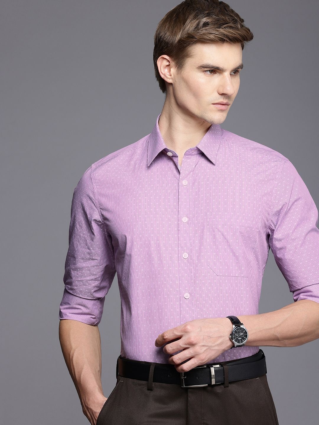 Louis Philippe Slim Fit Self Striped Cutaway Collar Pure Cotton Formal Shirt, Purple
Louis Philippe Slim Fit Self Striped Cutaway Collar Pure Cotton Formal Shirt, Purple