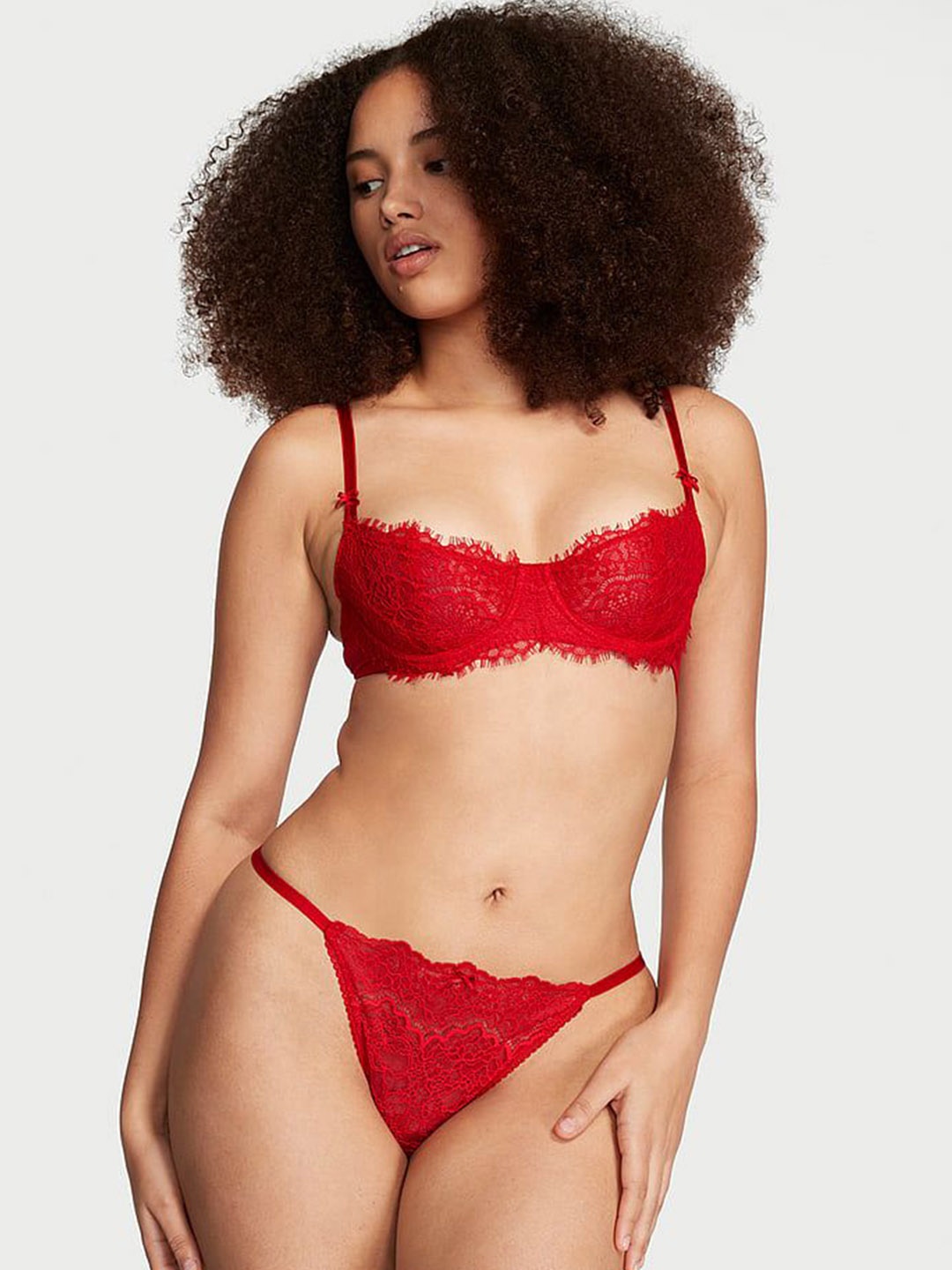 Victoria's Secret Dream Angels Lace Low-Rise Seamless Thong Briefs 1121018886Q4, Red
Victoria's Secret Dream Angels Lace Low-Rise Seamless Thong Briefs 1121018886Q4, Red