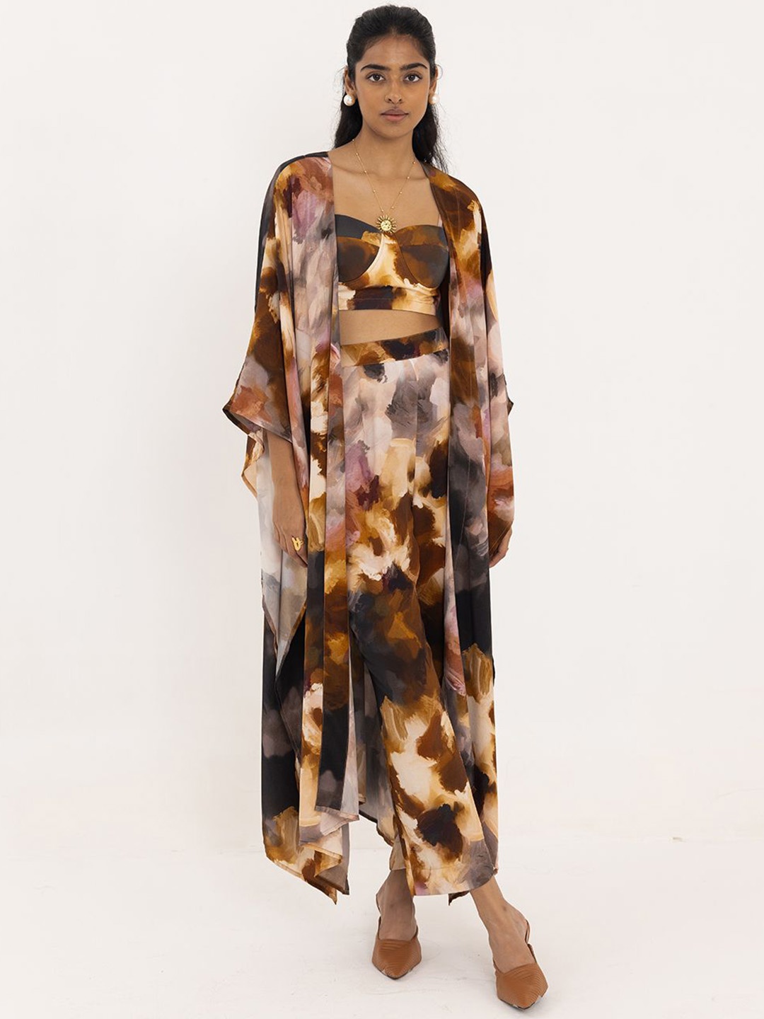 THR3Letter Floral Printed Shoulder Straps Neck Sleeveless Top & Trouser & Shrug, Brown
THR3Letter Floral Printed Shoulder Straps Neck Sleeveless Top & Trouser & Shrug, Brown