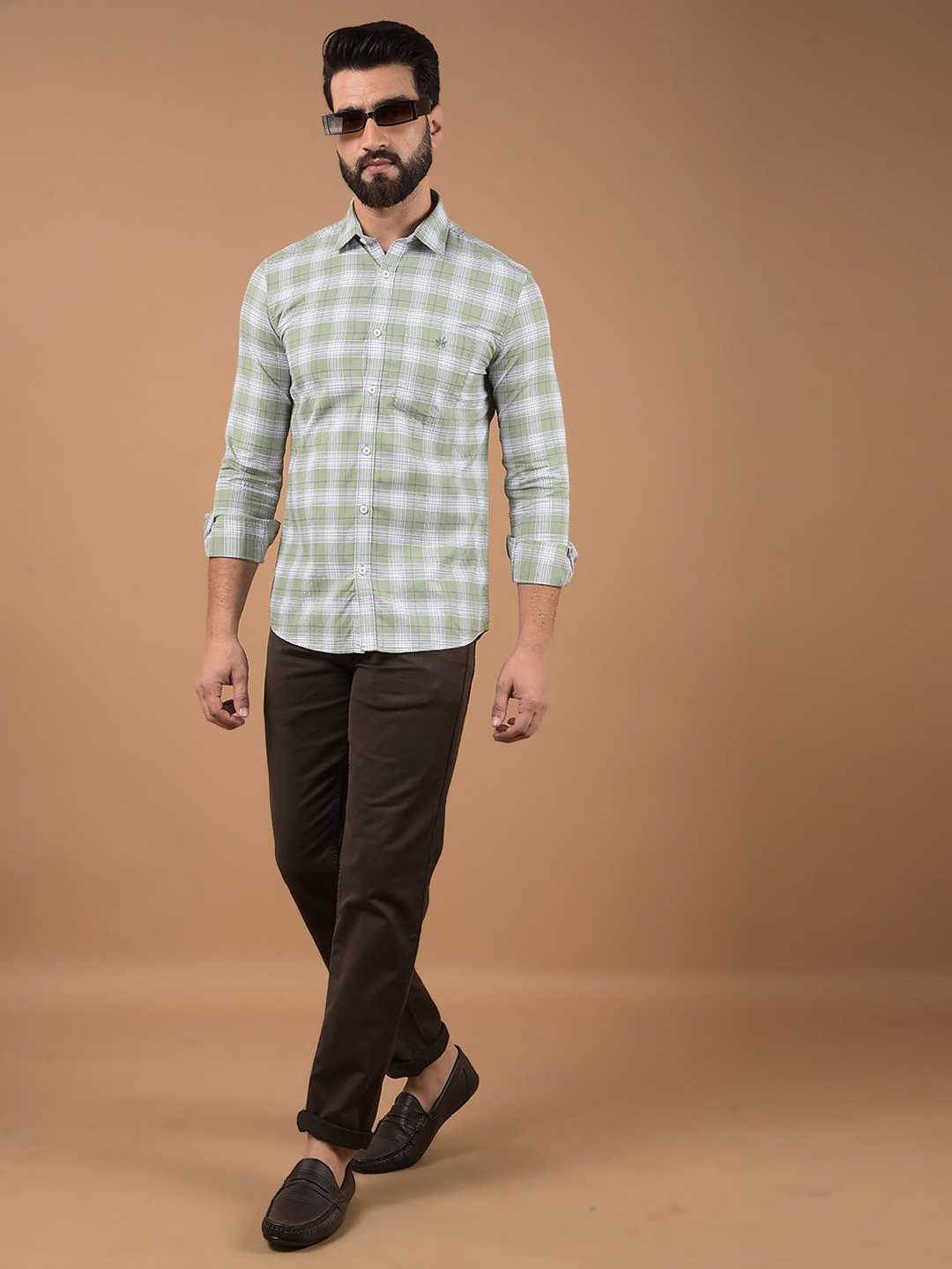 Crimsoune Club Men Classic Spread Collar Gingham Checked Cotton Slim Fit Casual Shirt, Green
Crimsoune Club Men Classic Spread Collar Gingham Checked Cotton Slim Fit Casual Shirt, Green