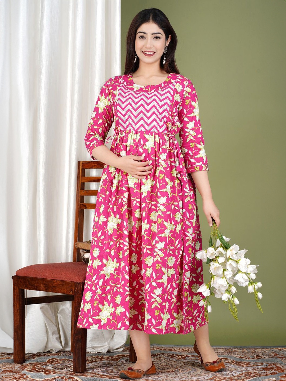 MURLI KURTI Floral Printed Gotta Patti Pure Cotton Maternity Gotta Patti Anarkali Kurti, Pink
MURLI KURTI Floral Printed Gotta Patti Pure Cotton Maternity Gotta Patti Anarkali Kurti, Pink