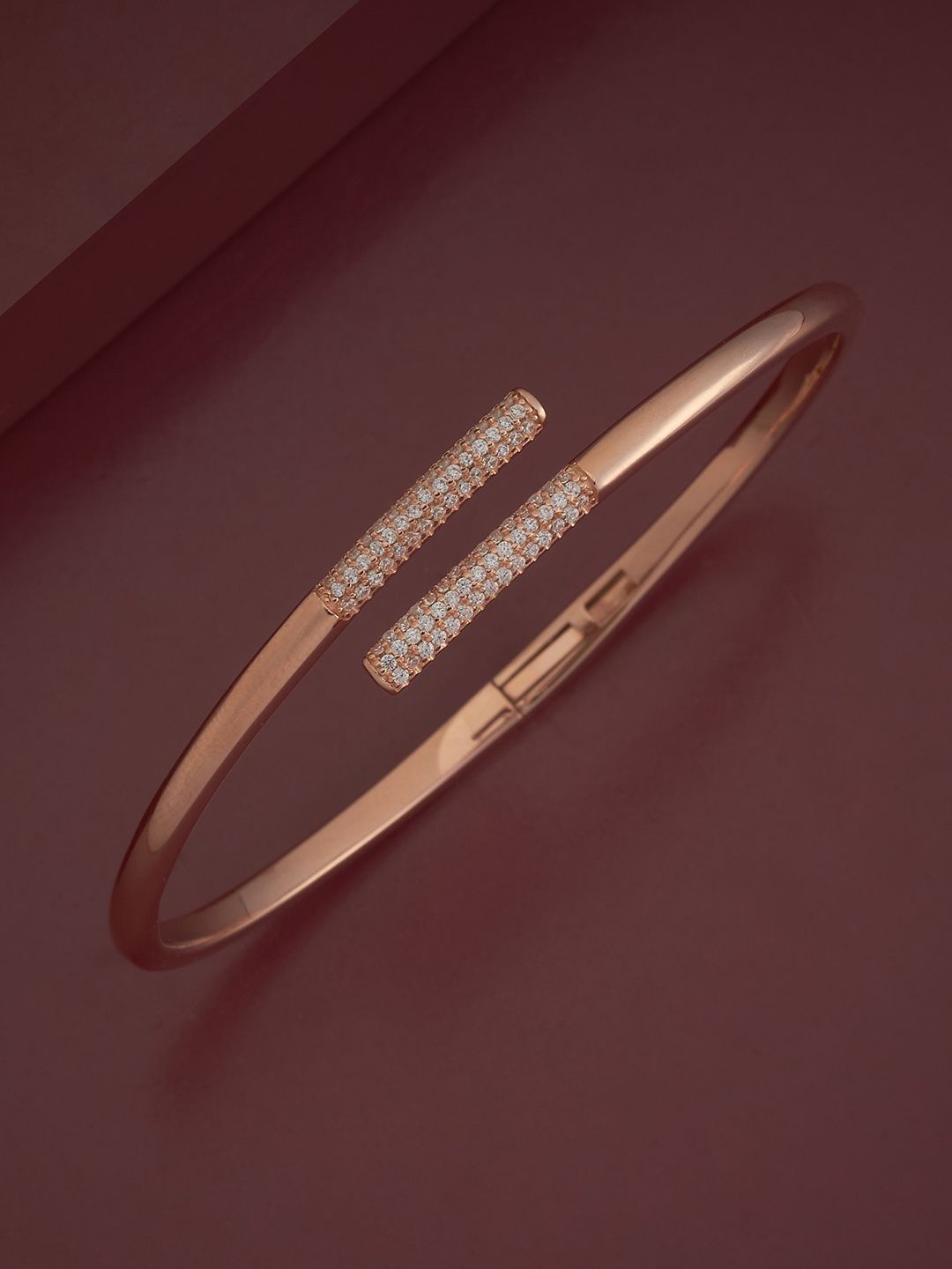 Kushal's Fashion Jewellery Sterling Silver Artificial Stones Rose Gold-Plated Cuff, White
Kushal's Fashion Jewellery Sterling Silver Artificial Stones Rose Gold-Plated Cuff, White