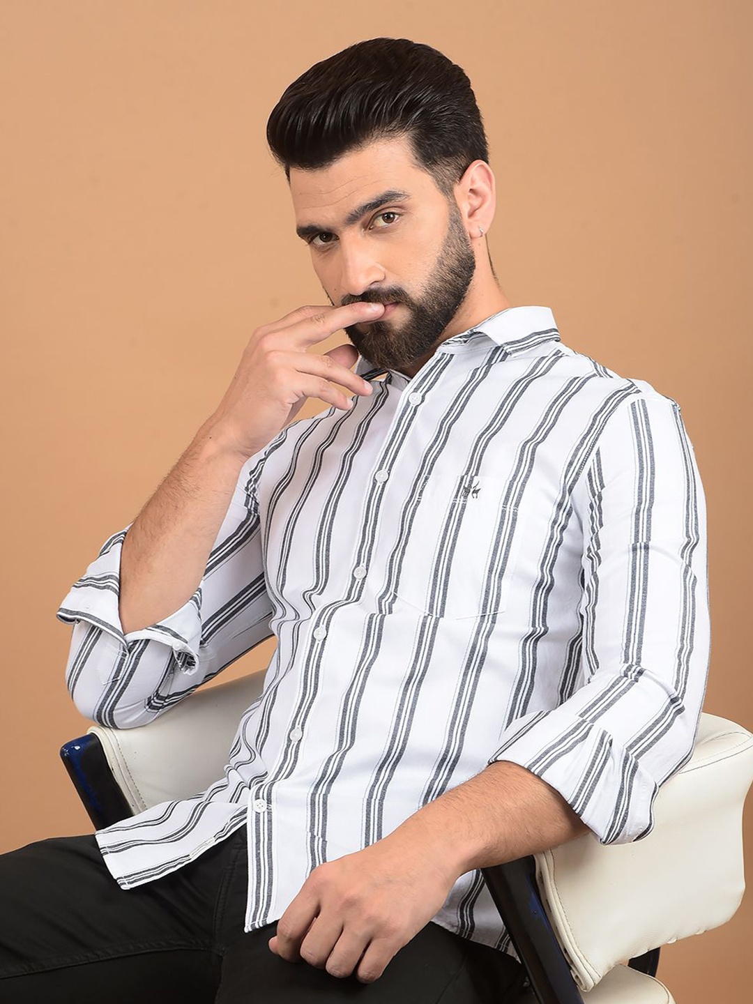 Crimsoune Club Men Classic Spread Collar Vertical Striped Cotton Slim Fit Casual Shirt, White
Crimsoune Club Men Classic Spread Collar Vertical Striped Cotton Slim Fit Casual Shirt, White