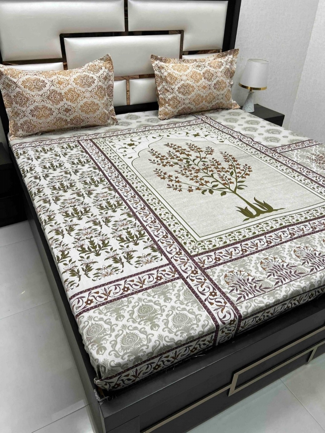 Pure Decor Cotton King Size Double Bed Bedsheet With 2 Pillow Covers 2.74m X 2.74m, Brown
Pure Decor Cotton King Size Double Bed Bedsheet With 2 Pillow Covers 2.74m X 2.74m, Brown