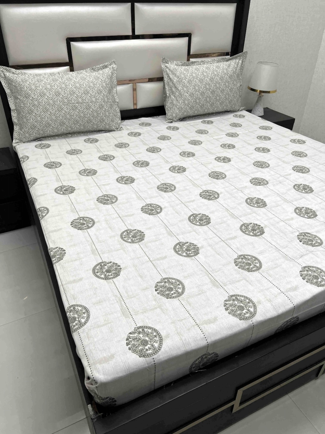Pure Decor Cotton King Size Double Bed Bedsheet With 2 Pillow Covers 2.74m X 2.74m, White
Pure Decor Cotton King Size Double Bed Bedsheet With 2 Pillow Covers 2.74m X 2.74m, White