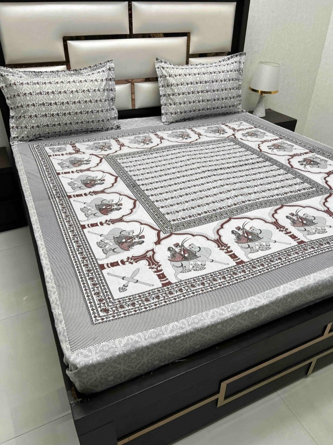Pure Decor Cotton King Size Double Bed Bedsheet With 2 Pillow Covers 2.74m X 2.74m, Grey
Pure Decor Cotton King Size Double Bed Bedsheet With 2 Pillow Covers 2.74m X 2.74m, Grey