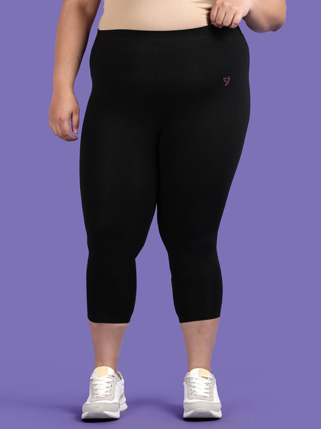 TWIN BIRDS Plus Size Women Skinny Fit Three-Fourth Length Stretch Cotton Capri Leggings, Black
TWIN BIRDS Plus Size Women Skinny Fit Three-Fourth Length Stretch Cotton Capri Leggings, Black