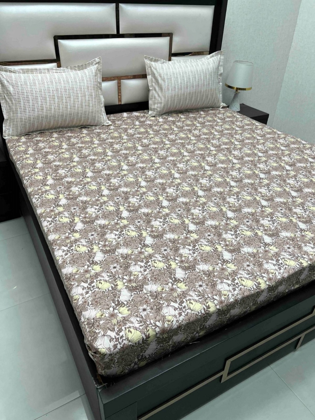 Pure Decor Cotton King Size Double Bed Bedsheet With 2 Pillow Covers 2.74m X 2.74m, Brown
Pure Decor Cotton King Size Double Bed Bedsheet With 2 Pillow Covers 2.74m X 2.74m, Brown