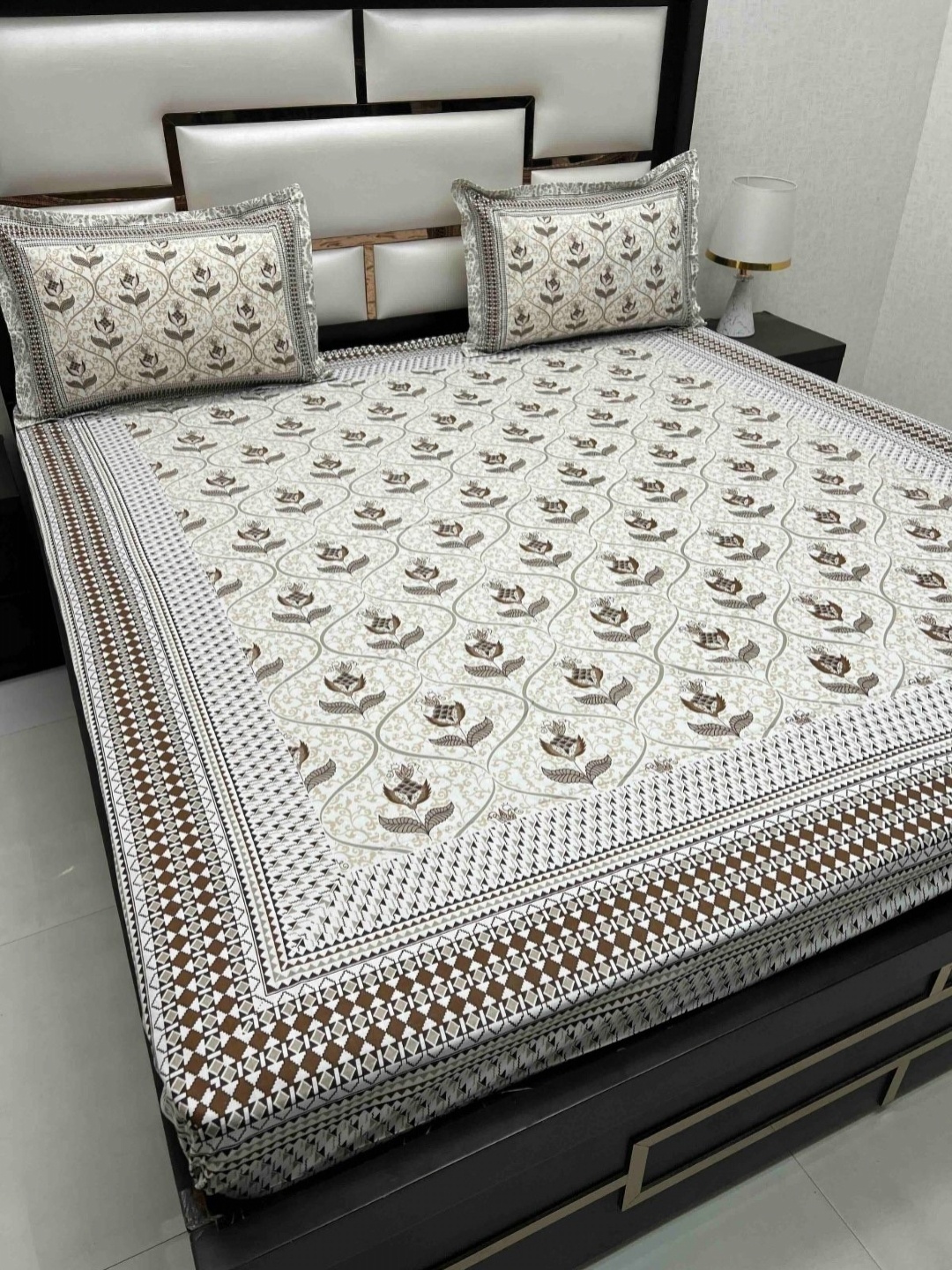 Pure Decor Cotton King Size Double Bed Bedsheet With 2 Pillow Covers 2.74m X 2.74m, White
Pure Decor Cotton King Size Double Bed Bedsheet With 2 Pillow Covers 2.74m X 2.74m, White