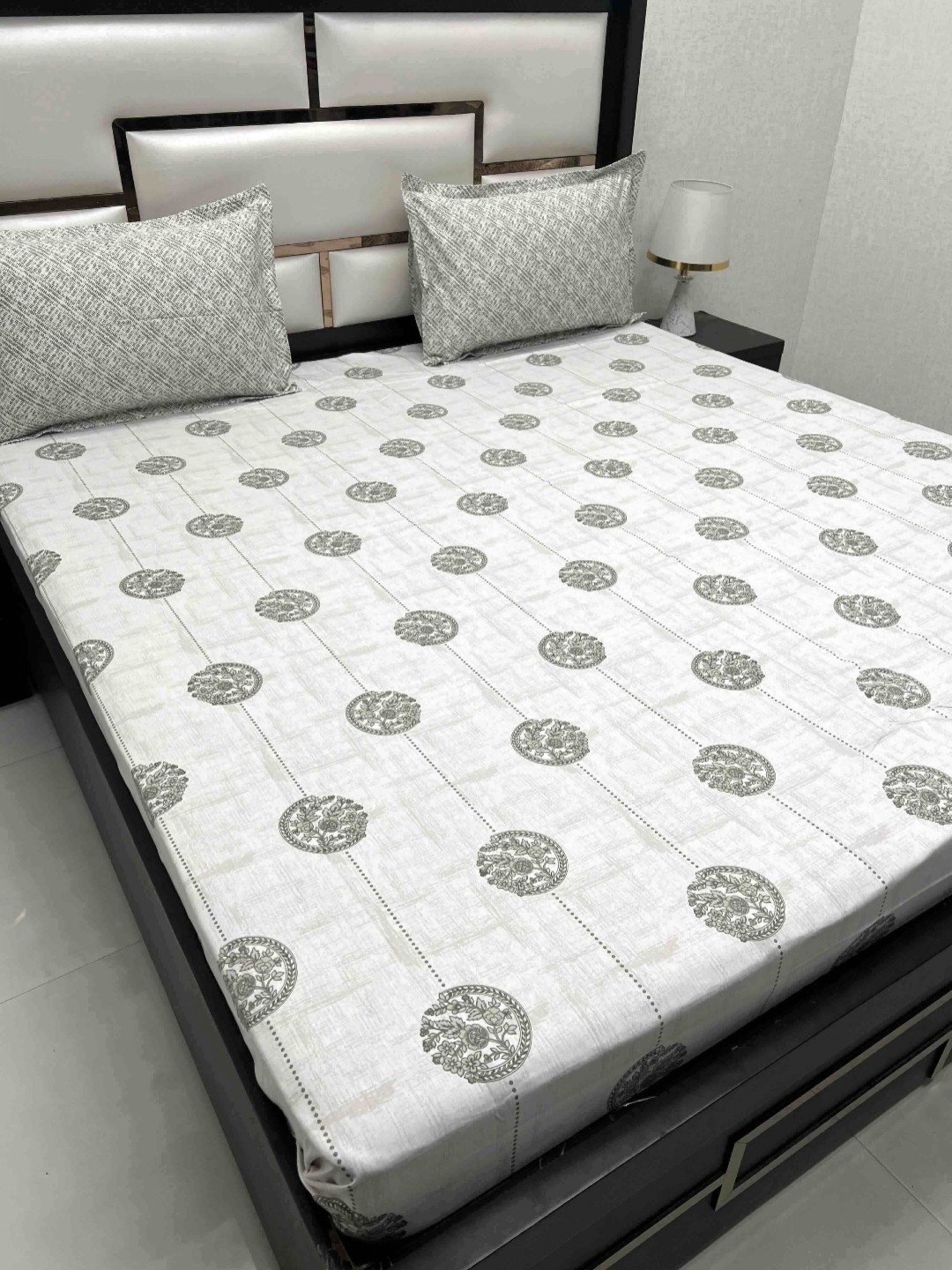 Pure Decor Cotton King Size Double Bed Bedsheet With 2 Pillow Covers 2.74m X 2.74m, White
Pure Decor Cotton King Size Double Bed Bedsheet With 2 Pillow Covers 2.74m X 2.74m, White
