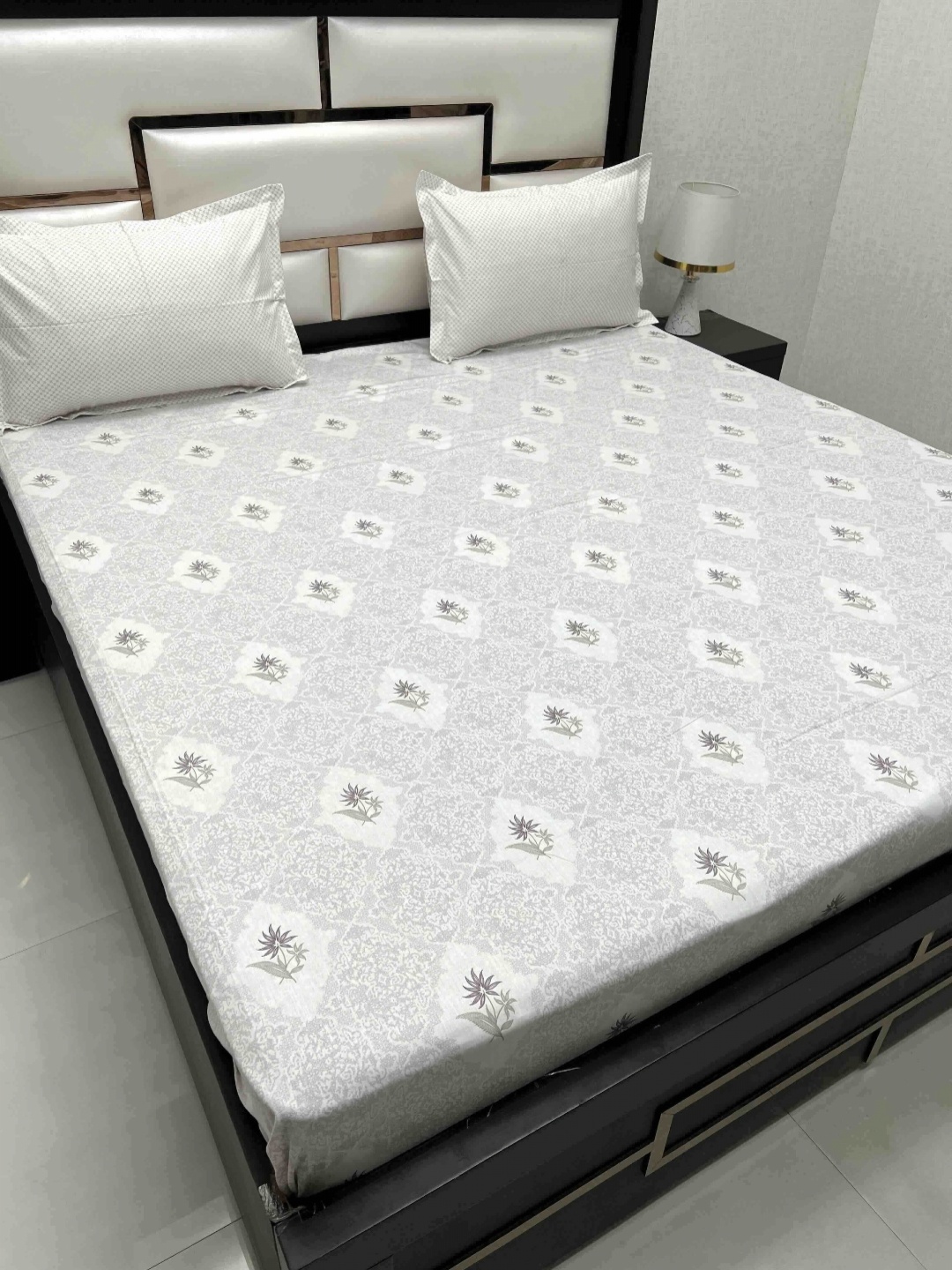 Pure Decor Cotton King Size Double Bed Bedsheet With 2 Pillow Covers 2.74m X 2.74m, Grey
Pure Decor Cotton King Size Double Bed Bedsheet With 2 Pillow Covers 2.74m X 2.74m, Grey