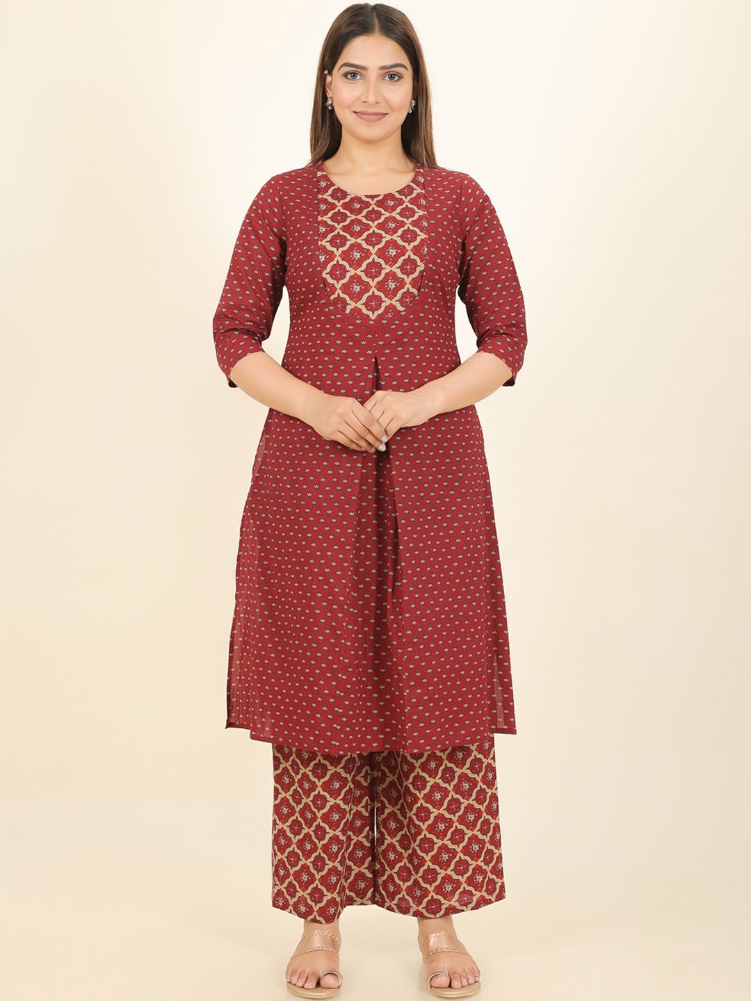 Aramya Women Floral Printed Regular Patchwork Pure Cotton Kurta with Palazzos, Maroon
Aramya Women Floral Printed Regular Patchwork Pure Cotton Kurta with Palazzos, Maroon