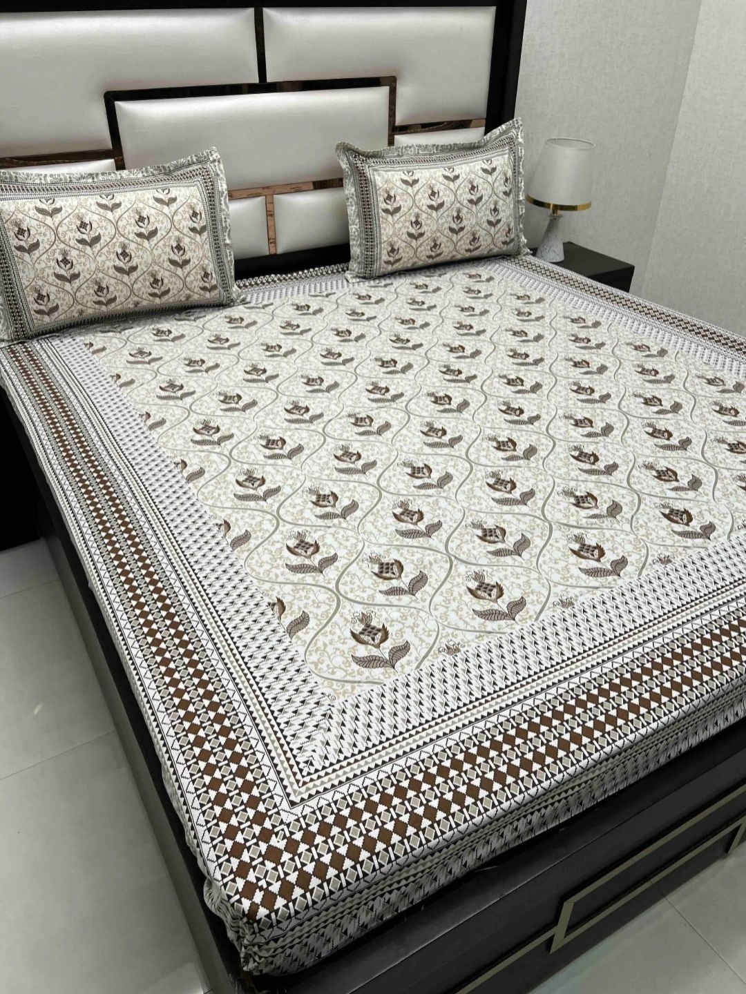 Pure Decor Cotton King Size Double Bed Bedsheet With 2 Pillow Covers 2.74m X 2.74m, White
Pure Decor Cotton King Size Double Bed Bedsheet With 2 Pillow Covers 2.74m X 2.74m, White