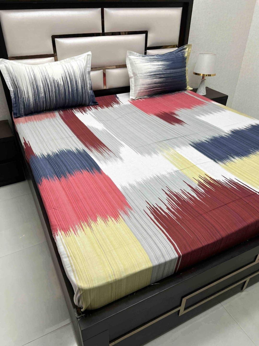 Pure Decor Cotton King Size Double Bedsheet With 2 Pillow Covers 2.74m X 2.74m, Grey
Pure Decor Cotton King Size Double Bedsheet With 2 Pillow Covers 2.74m X 2.74m, Grey