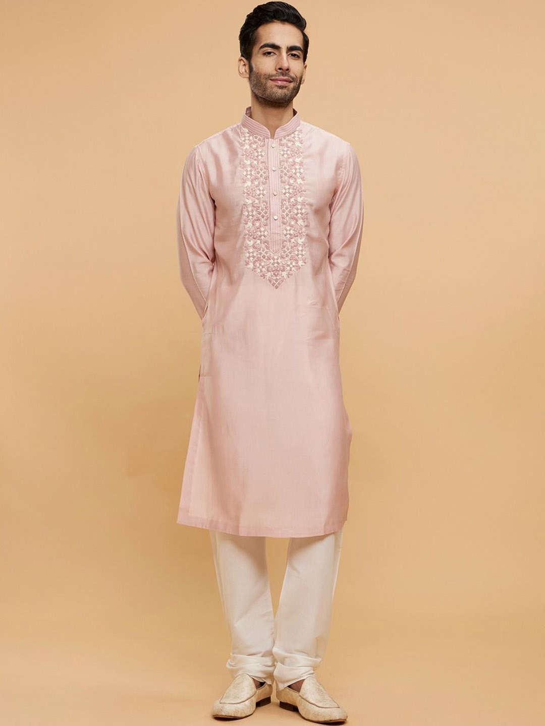 Twamev Men Ethnic Motifs Embroidered Regular Thread Work Kurta with Churidar, Peach
Twamev Men Ethnic Motifs Embroidered Regular Thread Work Kurta with Churidar, Peach