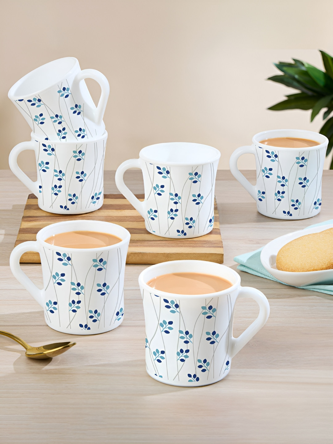 Larah by BOROSIL White & Blue Floral Printed Opalware Glossy Mugs Set of Cups and Mugs
Larah by BOROSIL White & Blue Floral Printed Opalware Glossy Mugs Set of Cups and Mugs