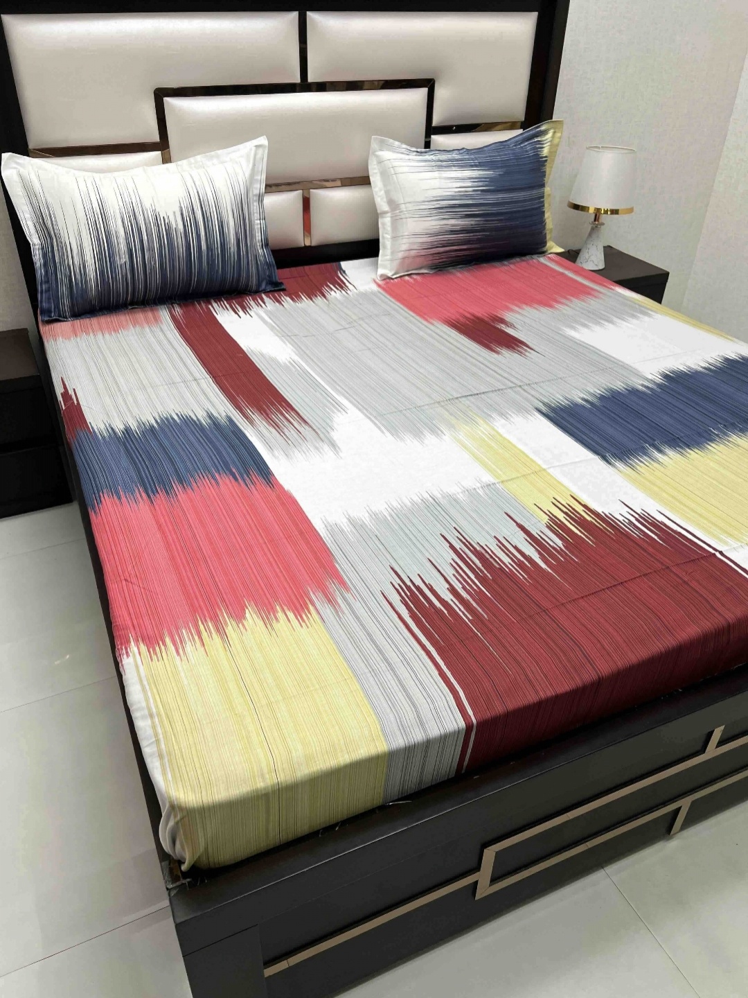 Pure Decor Cotton King Size Double Bedsheet With 2 Pillow Covers 2.74m X 2.74m, Grey
Pure Decor Cotton King Size Double Bedsheet With 2 Pillow Covers 2.74m X 2.74m, Grey