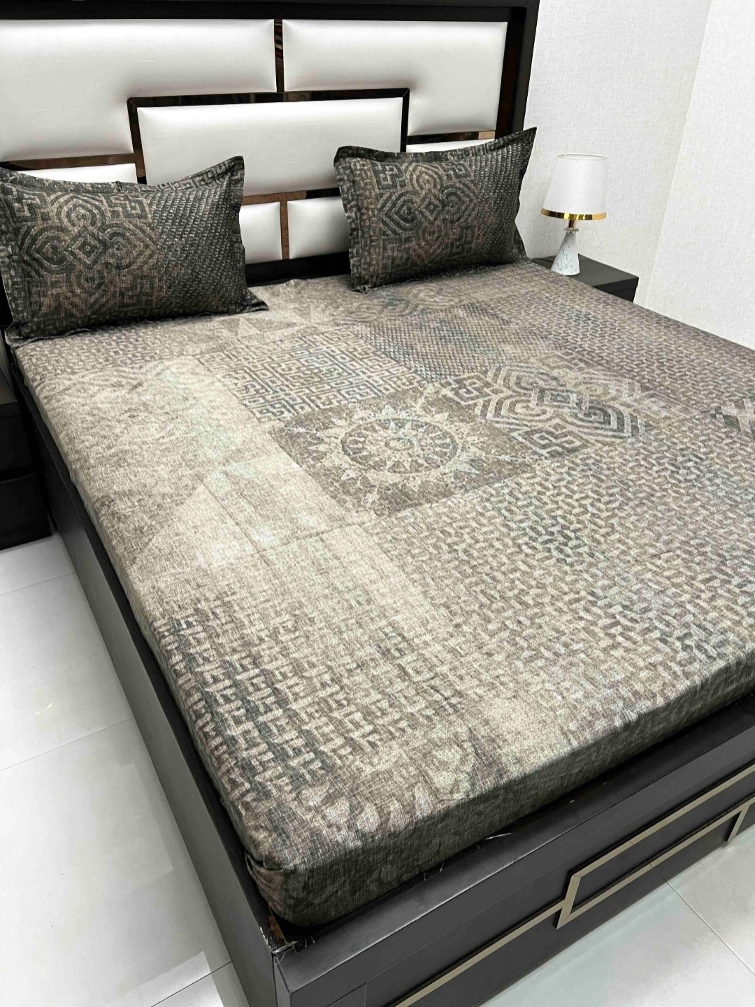 Pure Decor Cotton King Size Double Bed Bedsheet With 2 Pillow Covers 2.74m X 2.74m, Brown
Pure Decor Cotton King Size Double Bed Bedsheet With 2 Pillow Covers 2.74m X 2.74m, Brown