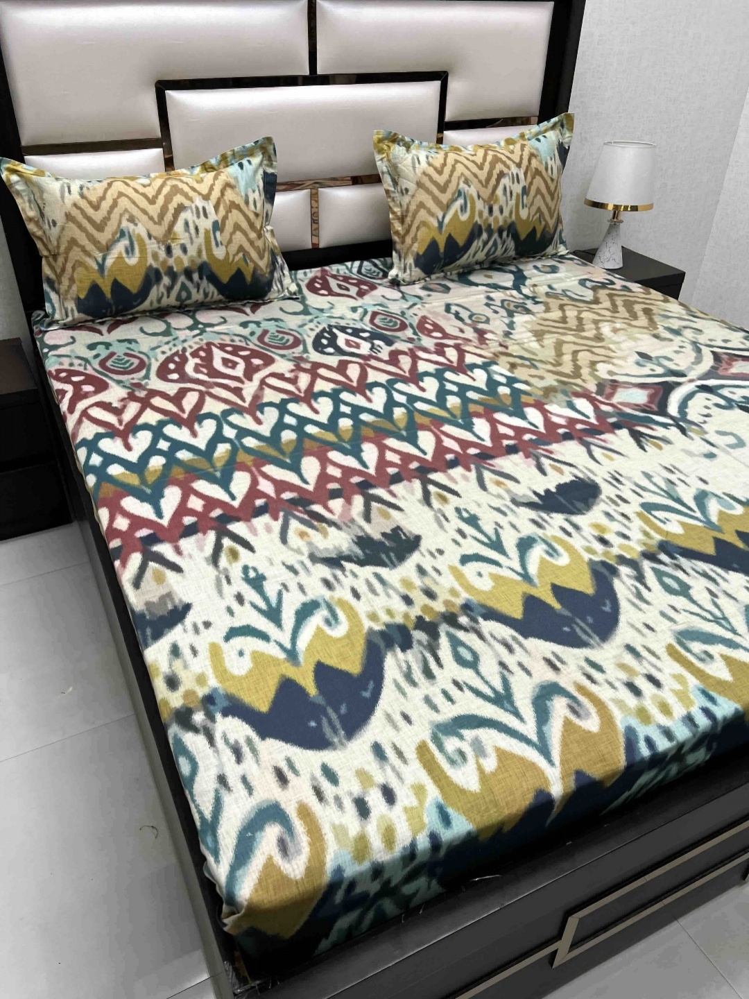 Pure Decor Cotton King Size Double Bed Bedsheet With 2 Pillow Covers 2.74m X 2.74m, Maroon
Pure Decor Cotton King Size Double Bed Bedsheet With 2 Pillow Covers 2.74m X 2.74m, Maroon