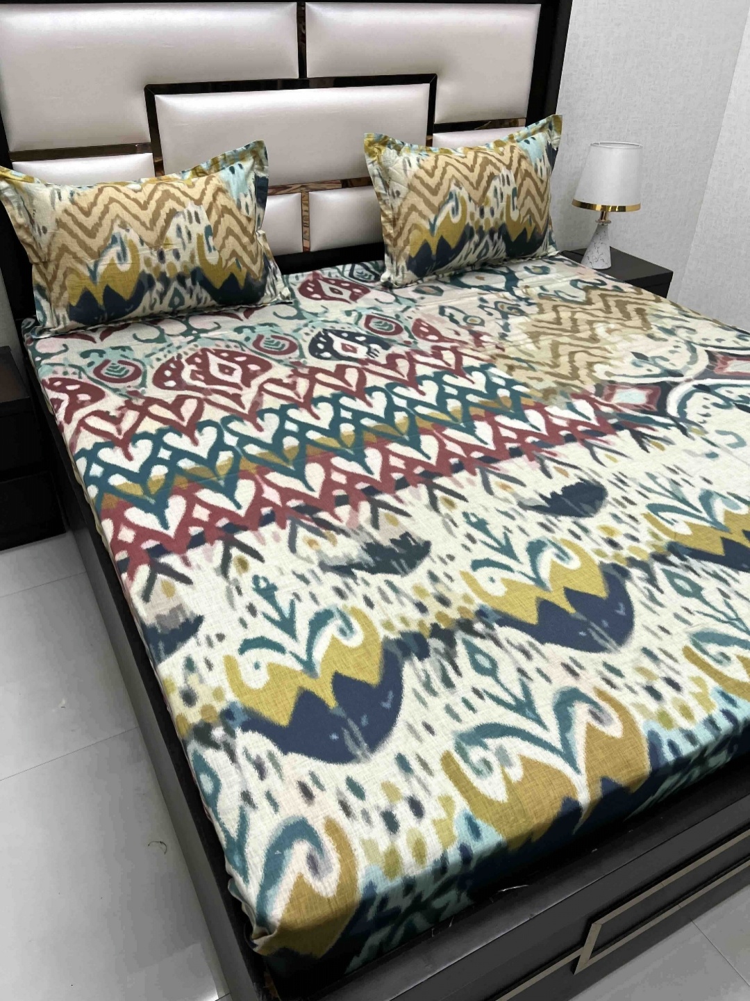 Pure Decor Cotton King Size Double Bedsheet With 2 Pillow Covers 2.74m X 2.74m, Beige
Pure Decor Cotton King Size Double Bedsheet With 2 Pillow Covers 2.74m X 2.74m, Beige