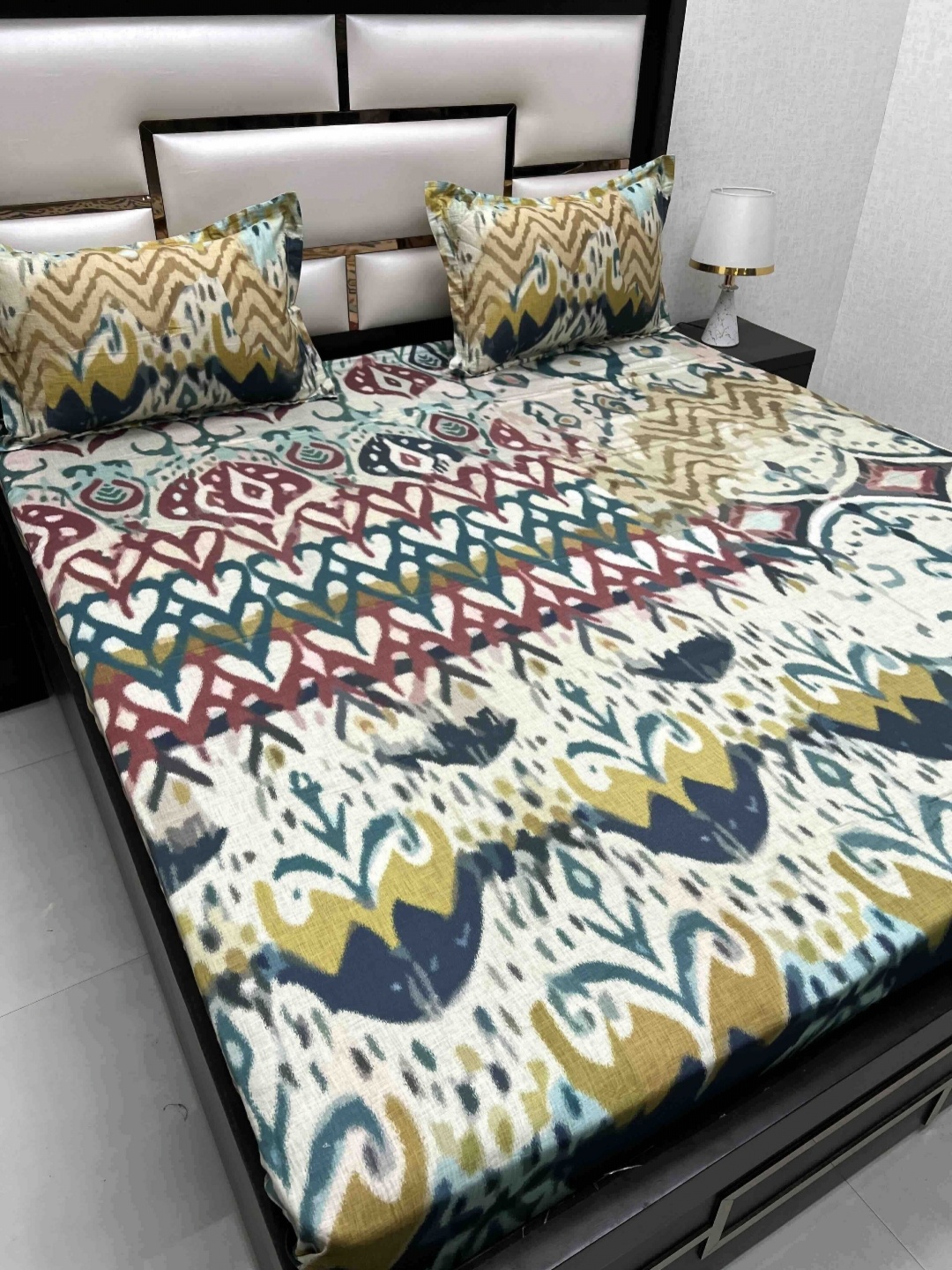 Pure Decor Cotton King Size Double Bedsheet With 2 Pillow Covers 2.74m X 2.74m, Maroon
Pure Decor Cotton King Size Double Bedsheet With 2 Pillow Covers 2.74m X 2.74m, Maroon