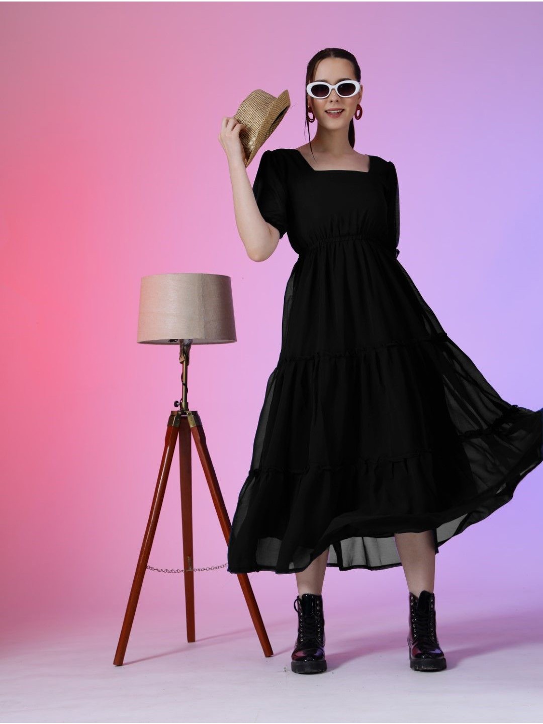 Raiyani Enterprise Women Square Neck Tiered Puff Sleeve Fit & Flare Maxi Dress, Black
Raiyani Enterprise Women Square Neck Tiered Puff Sleeve Fit & Flare Maxi Dress, Black