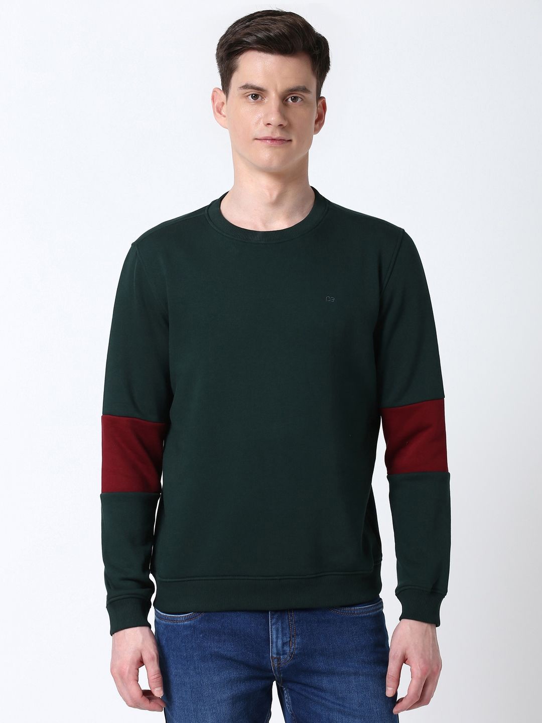 Peter England Casuals Men Colourblocked Round Neck Pullover Sweatshirt, Green
Peter England Casuals Men Colourblocked Round Neck Pullover Sweatshirt, Green