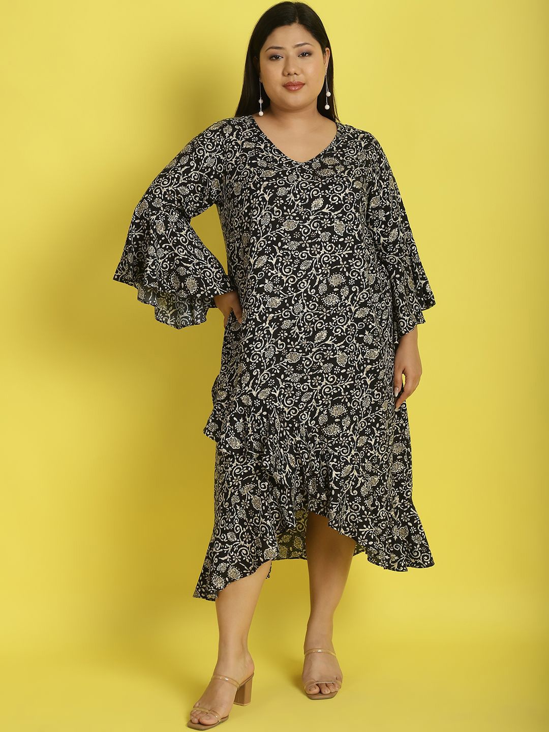 theRebelinme Women Plus Size Floral Printed Bell Sleeves Ruffled A-Line Midi Dress, Black
theRebelinme Women Plus Size Floral Printed Bell Sleeves Ruffled A-Line Midi Dress, Black