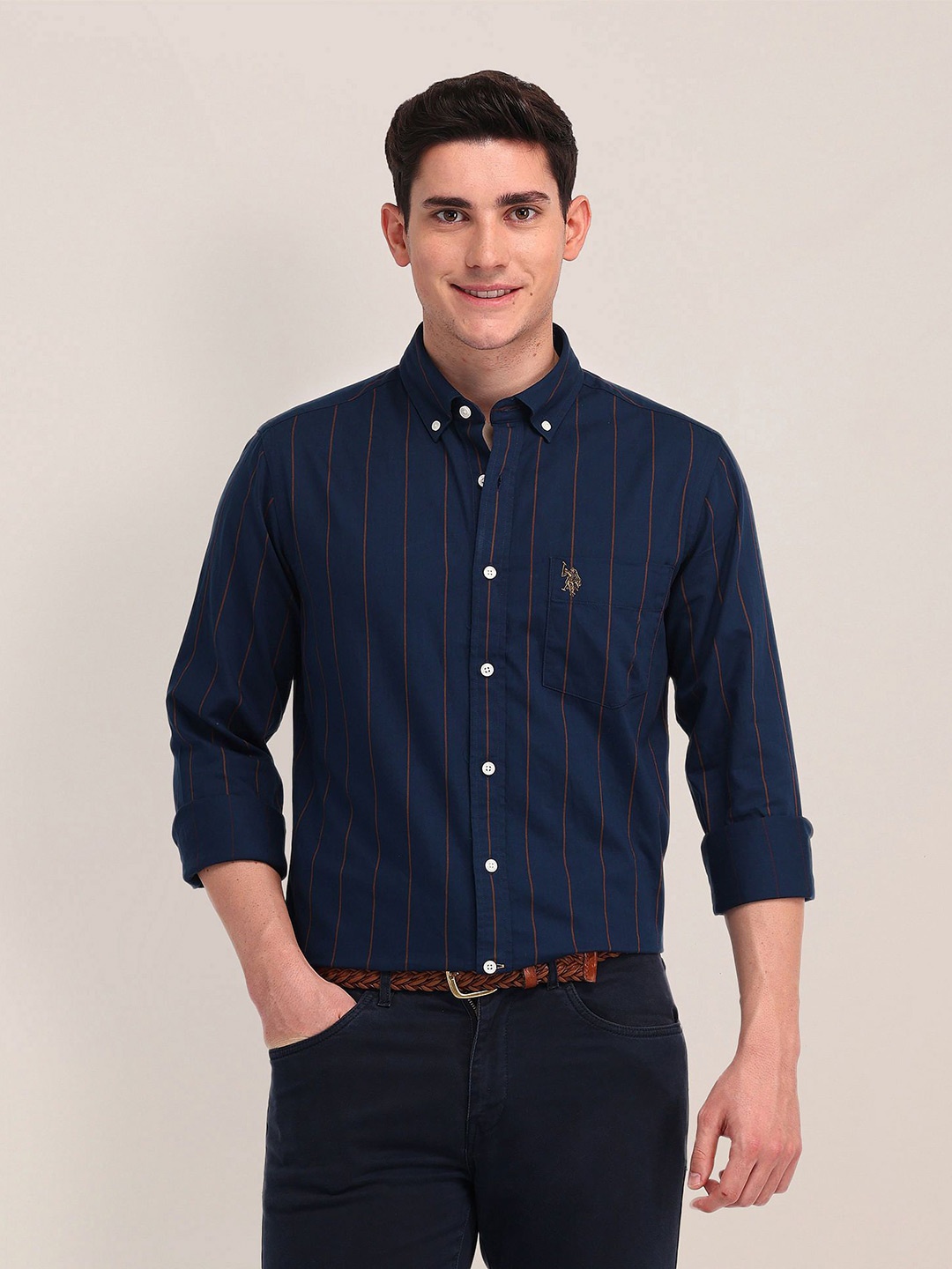 U.S. Polo Assn. Men Button-Down Collar Vertical Striped Cotton Tailored Fit Casual Shirt, Navy blue
U.S. Polo Assn. Men Button-Down Collar Vertical Striped Cotton Tailored Fit Casual Shirt, Navy blue