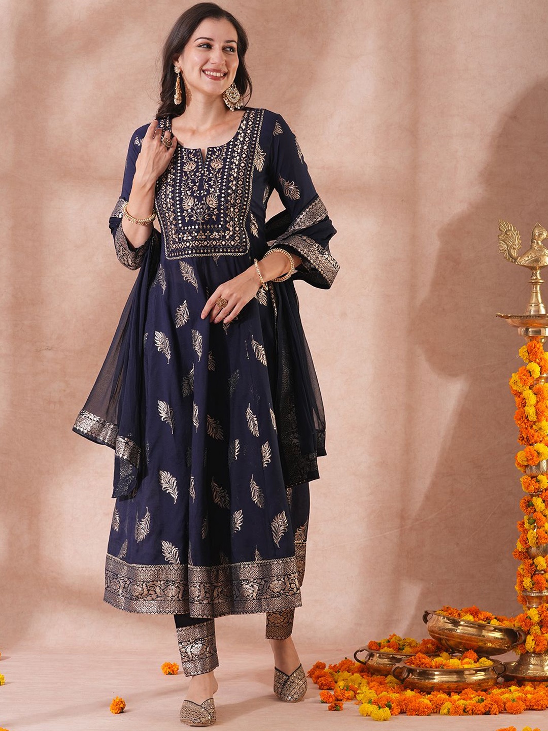 FASHOR Women Ethnic Motifs Embroidered Panelled Kurta with Trousers & With Dupatta, Navy blue
FASHOR Women Ethnic Motifs Embroidered Panelled Kurta with Trousers & With Dupatta, Navy blue