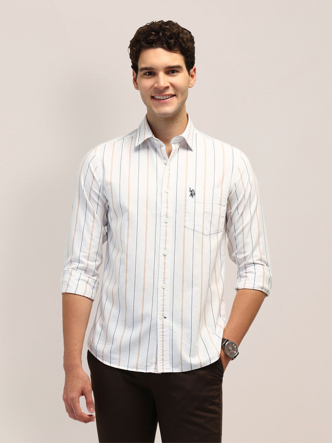 U.S. Polo Assn. Men Spread Collar Vertical Striped Cotton Tailored Fit Casual Shirt, White
U.S. Polo Assn. Men Spread Collar Vertical Striped Cotton Tailored Fit Casual Shirt, White