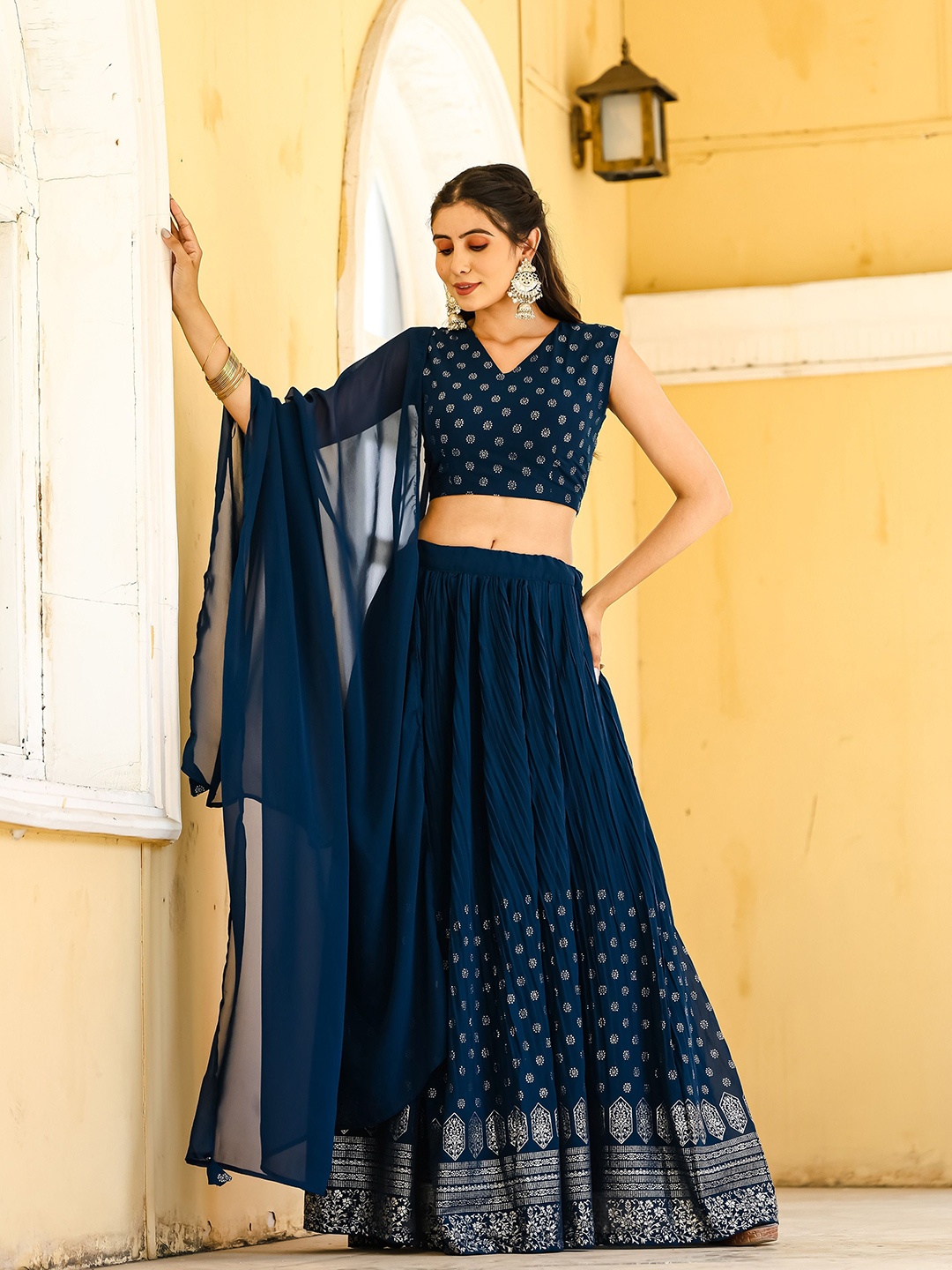 Mesqlu Printed Foil Print Ready to Wear Lehenga & Unstitched Blouse With Dupatta, Navy blue
Mesqlu Printed Foil Print Ready to Wear Lehenga & Unstitched Blouse With Dupatta, Navy blue