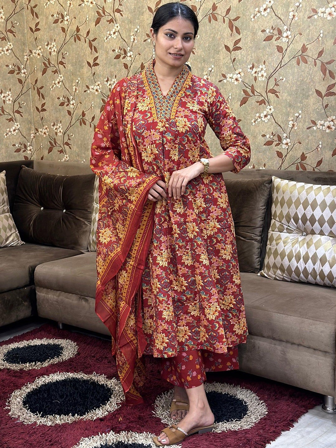 GoSriKi Women Floral Printed V-Neck Anarkali Kurta with Palazzos & With Dupatta, Red
GoSriKi Women Floral Printed V-Neck Anarkali Kurta with Palazzos & With Dupatta, Red