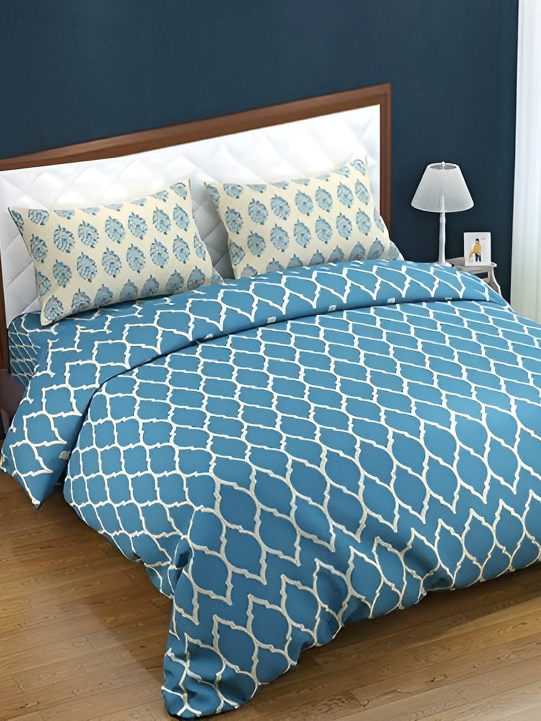 Trance Home Linen 200TC Printed Zippered King Rajai Cover/Blanket Cover with 2 Pillow Covers, Blue
Trance Home Linen 200TC Printed Zippered King Rajai Cover/Blanket Cover with 2 Pillow Covers, Blue