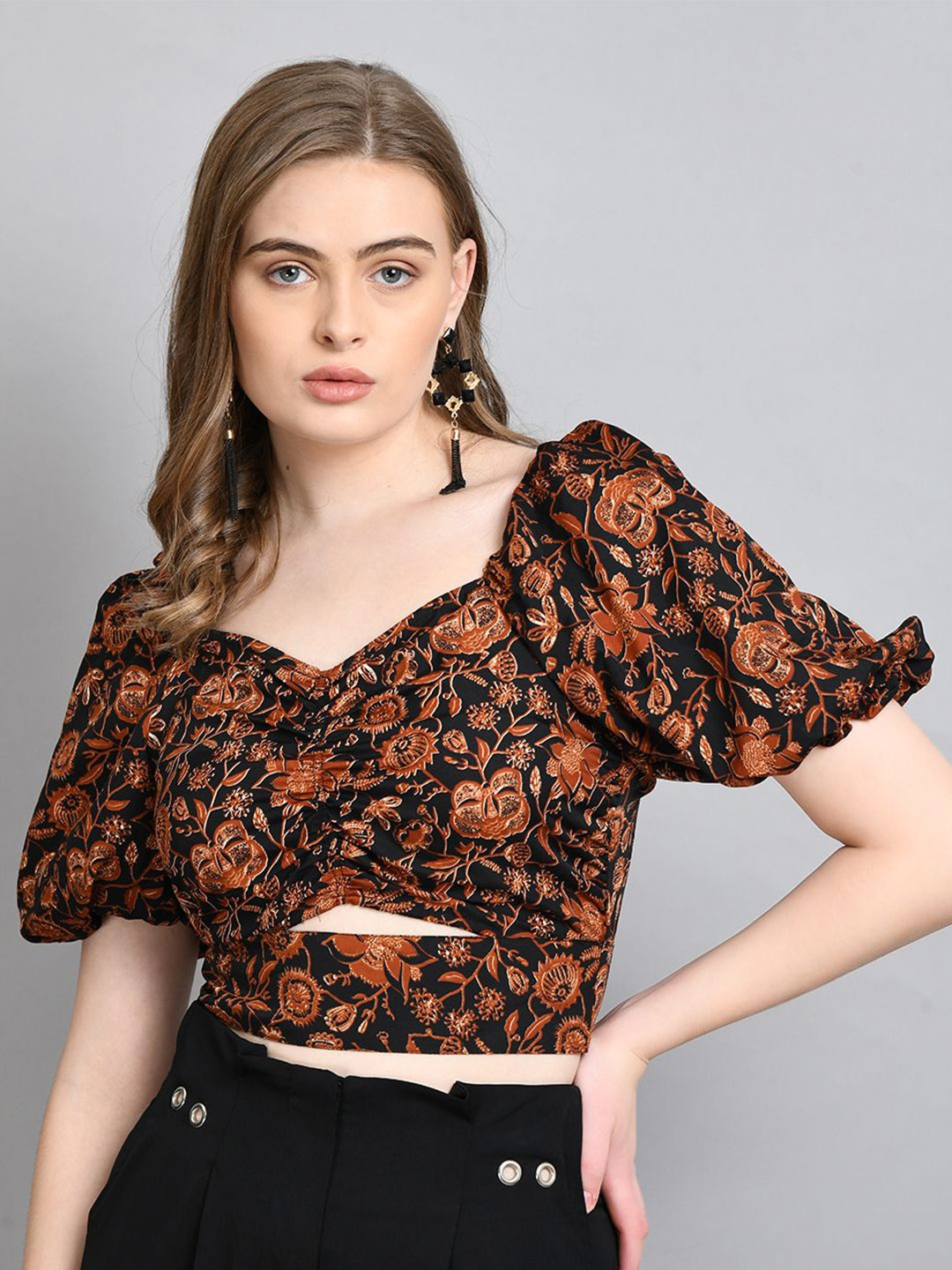 all about you Women Floral Printed Sweetheart Neck Puff Sleeve Blouson Crop Top, Black
all about you Women Floral Printed Sweetheart Neck Puff Sleeve Blouson Crop Top, Black