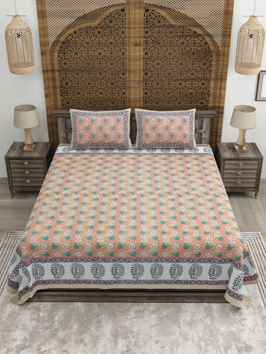 CLOTHOLOGY Peach Floral Printed 180 TC Pure Cotton King Bedsheet Set 2.75 m x 2.25 m
CLOTHOLOGY Peach Floral Printed 180 TC Pure Cotton King Bedsheet Set 2.75 m x 2.25 m
