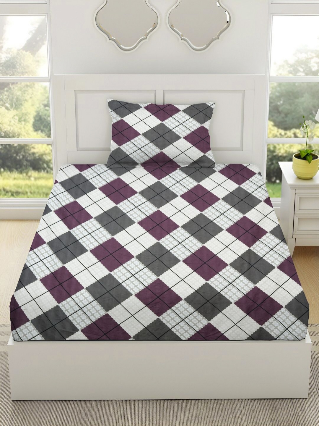 RRC Lavender Coloured Floral 144 TC Microfiber Single Bedsheet Set Covers 1.52 m x 2.28 m
RRC Lavender Coloured Floral 144 TC Microfiber Single Bedsheet Set Covers 1.52 m x 2.28 m