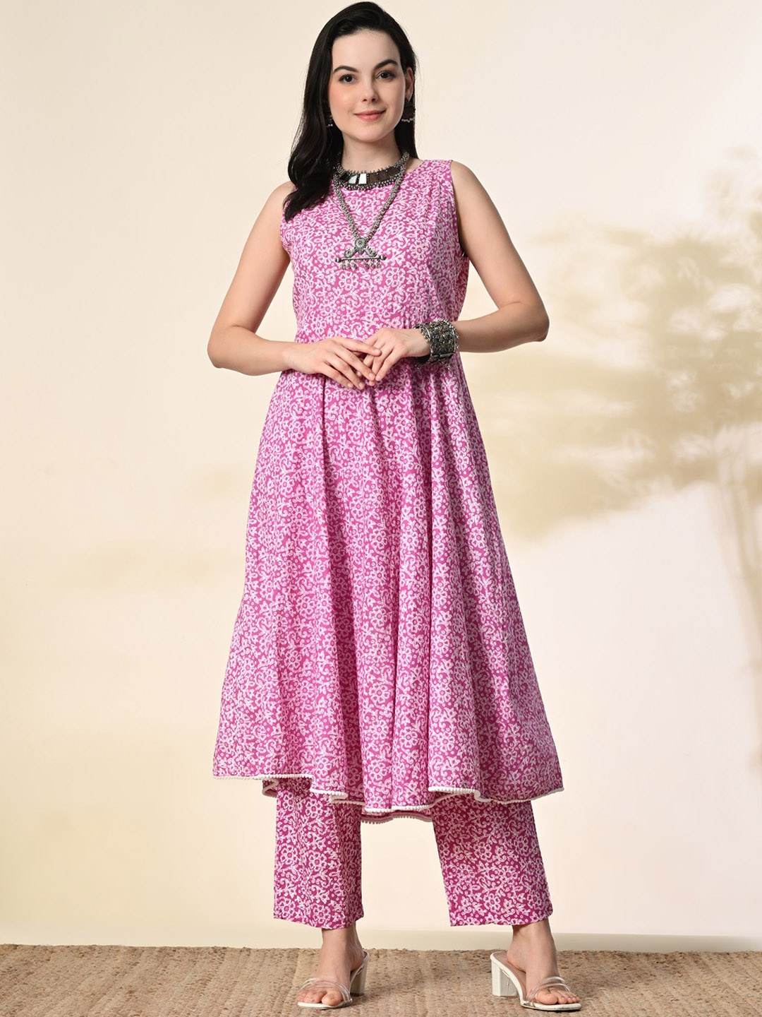 Fabway Clothing Women Ethnic Motifs Printed Empire Pure Cotton Kurta with Trousers, Pink
Fabway Clothing Women Ethnic Motifs Printed Empire Pure Cotton Kurta with Trousers, Pink