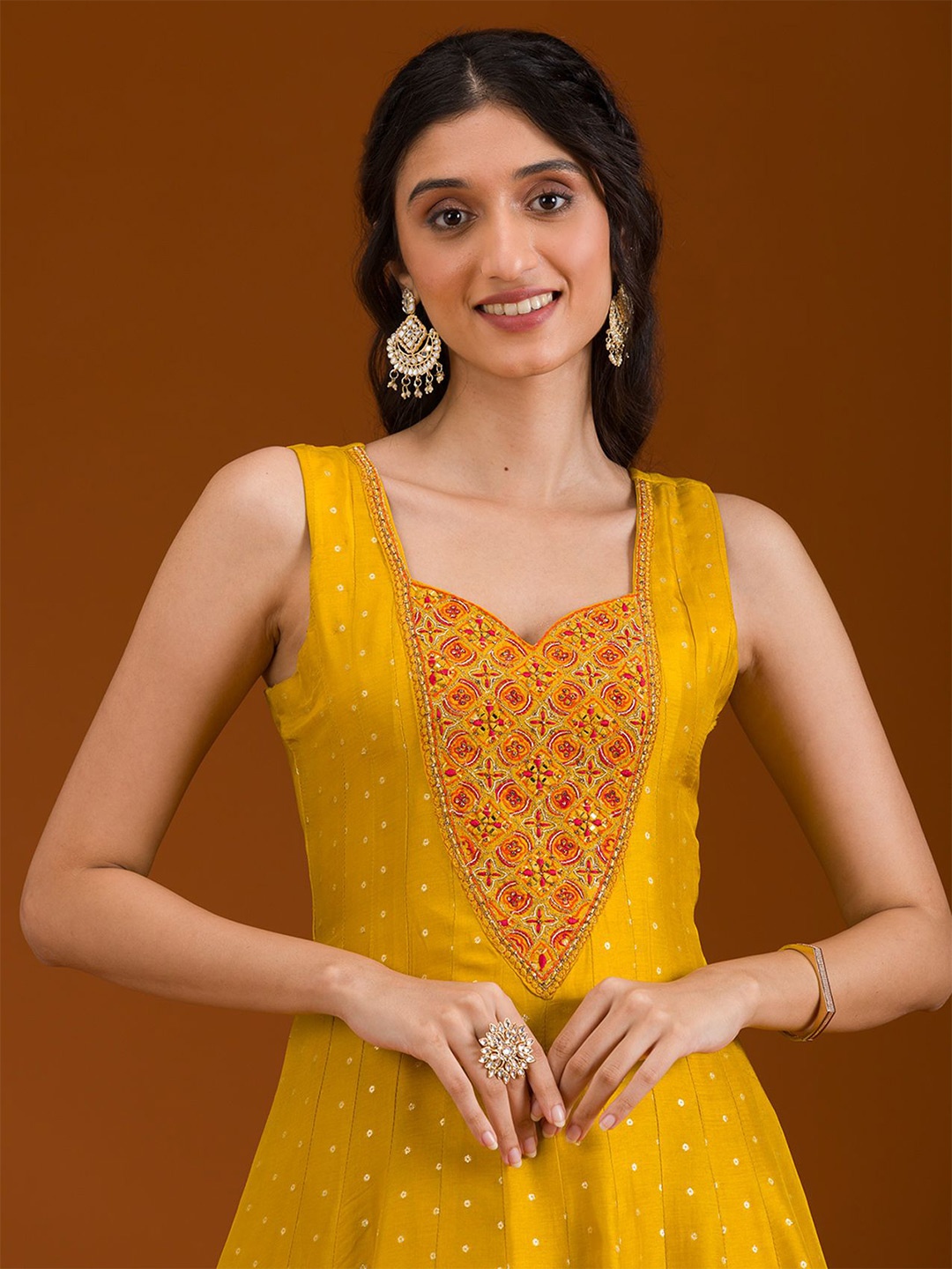 Koskii Women Floral Embroidered Empire Thread Work Kurta with Trousers & With Dupatta, Yellow
Koskii Women Floral Embroidered Empire Thread Work Kurta with Trousers & With Dupatta, Yellow