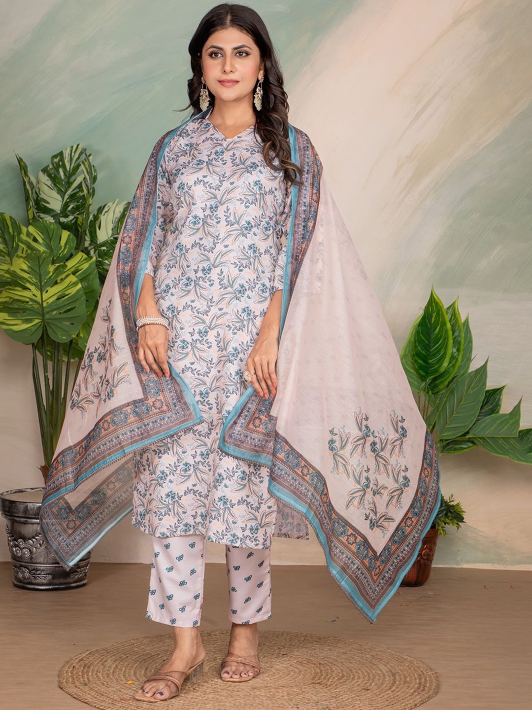 Shatanuvart Export Women Floral Printed Regular Kurta with Trousers & With Dupatta, Blue
Shatanuvart Export Women Floral Printed Regular Kurta with Trousers & With Dupatta, Blue