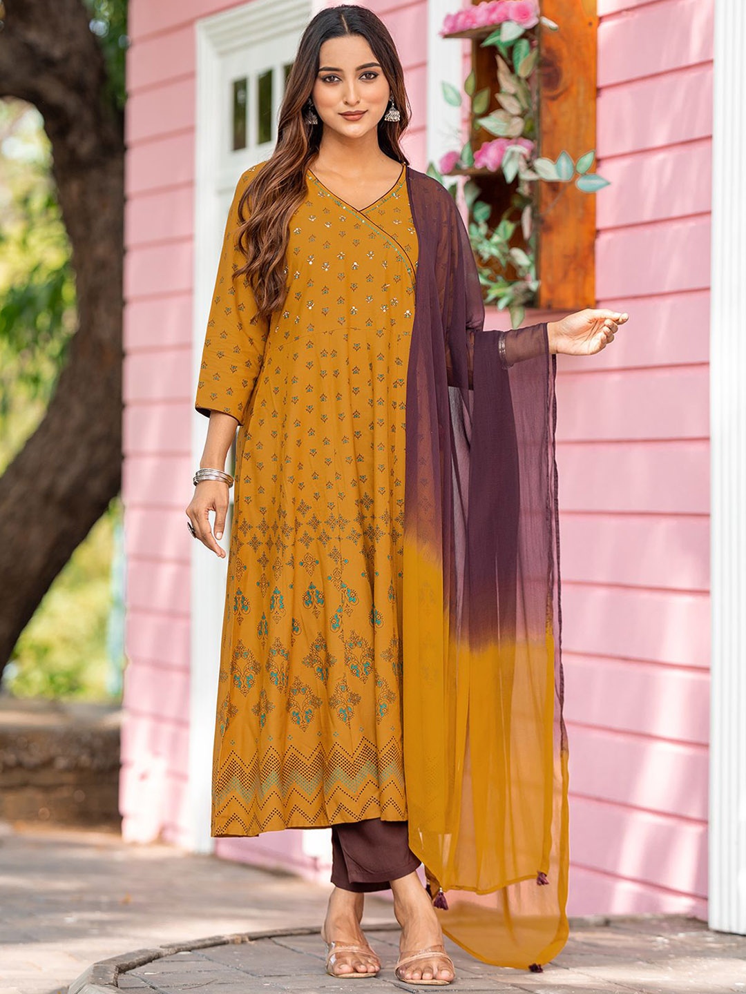 MITTOO Women Ethnic Motifs Printed Angrakha Kurta with Trousers & With Dupatta, Yellow
MITTOO Women Ethnic Motifs Printed Angrakha Kurta with Trousers & With Dupatta, Yellow